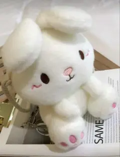 ウサギぬいぐるみのショルダーバッグ