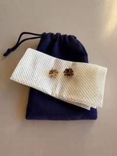 【美品】TORY BURCH ゴールド　ロゴピアス　美品