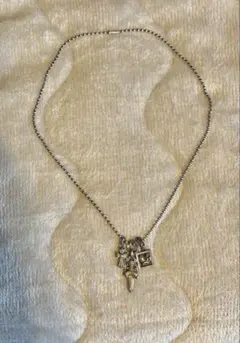 クロムハーツ 3連 ネックレス ベビーファット ダガー フレームドハート 925 クロムハーツ 3連 ネックレス ベビーファット ダガー フレームドハート