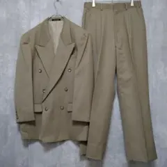 ダブルブレスト スーツ