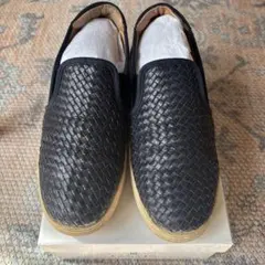 ランバンオンブルー 編み込みレザー スリッポン ネイビー 24cm