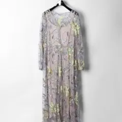 グレースコンチネンタル フラワーチュール刺繍ガウン 38