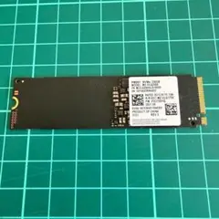 32.Samsung PM991 NVMe SSD MZVLQ256HAJD
