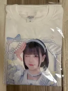 akb48佐藤綺星 生誕記念メンバーデザインTシャツ＆缶バッジ＆生写真の