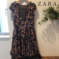 ZARA TRAFALUC 花柄 ワンピース