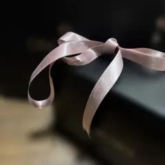 DECORTÉ ショッパーとギフト箱 黒