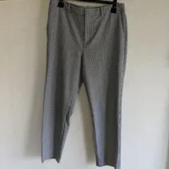 ユニクロ　白黒ギンガム　綿アンクルパンツ　チェック　レディース