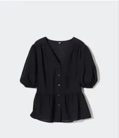 新品　未使用　タグ付き　UNIQLO レーヨンVネックブラウス　半袖　ブラックMのサムネイル