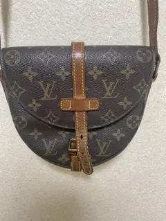 Item thumbnail for item 9816bfce-58e4-4187-8394-66b125063136