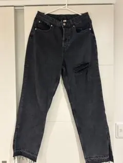 ブラックダメージデニムパンツ