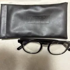 LOWRYS FARM ブラックメガネ