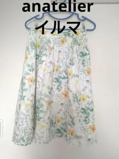 美品　anatelier　リバティ　イルマ　フレアスカート 膝丈 ホワイトのサムネイル