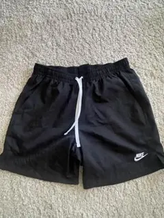 Nike ブラック ショートパンツ
