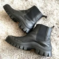 ZARA 本革ビブラムサイドゴアブーツ 38 レザー ブラック 厚底