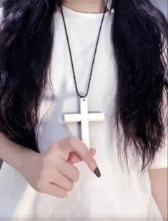 十字架 ネックレス 白
