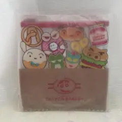 クレヨンしんちゃん　クレヨンベーカリー キャラクター ポーチ