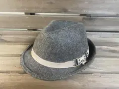 グレー ウール フェルトハット リボン付き