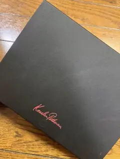 Kendall Peterson アイシャドウパレットのサムネイル