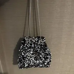 スパンコール装飾のショルダーバッグ