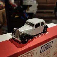 2CV様専用　シトロエン　7&11L 11CV ミニカー　ジャンクのサムネイル