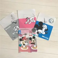 未使用★Disneyクリアファイル4枚