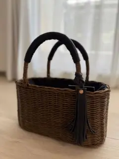 【新品】カゴバッグ 新品！ タグ付き ブラウン