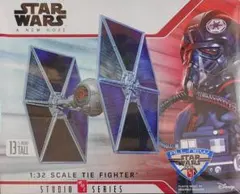 AMT Star Wars 1:32 TIE Fighterのサムネイル