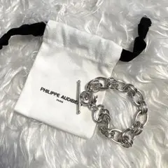 Item thumbnail for item ba2f5a27-43bb-4a43-b86c-af27f86e20c3