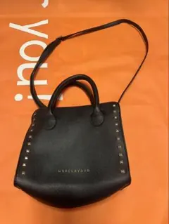 ブラックショルダーバッグ