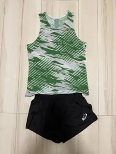 アシックス ユニフォーム　上下セット　XLサイズ