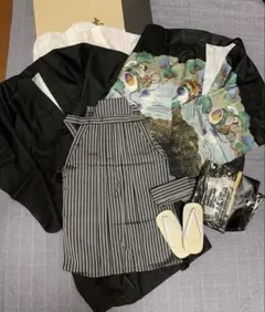 七五三用 男の子袴セット黒い着物と羽織、草履小物つき