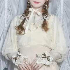 愛野えり レースプルオーバー トップス マノンローズ しまむら アイボリー 生成