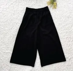 イング　タック入りガウチョパンツ　M 黒　ウエストゴム　体型カバー　着痩せ