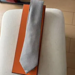 HERMES ネクタイ シルク100% チェーン柄 グレー - メルカリ
