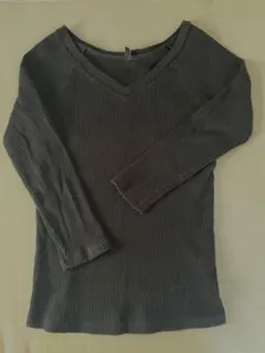 Vネック長袖Tシャツ M