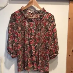 ブラウス