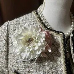 フォーマル✨コサージュ　ダリア　薔薇　入学式　卒業式　入園式　パール　ブローチ