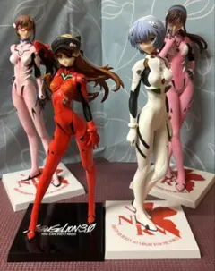 新世紀エヴァンゲリオン　フュギュア4体セット