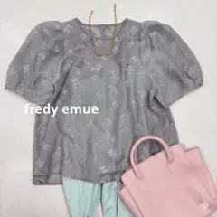 fredy emue フレディエミュ 花柄シアージャガードブラウス 38 グレーのサムネイル