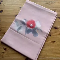 正絹。開きの名古屋帯　ピンクに可愛い花柄(幅32.5cm×367cm)