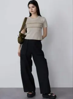 MURUA WORTHY ロゴ 半袖 リブニット トップスのサムネイル
