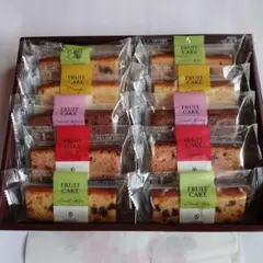 日本橋千疋屋総本店 フルーツケーキ 10個のサムネイル