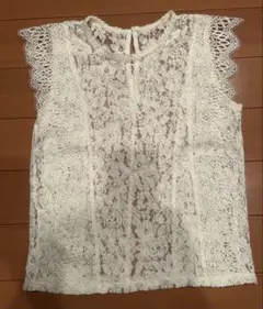 GUレース フリル ノースリーブ トップス白