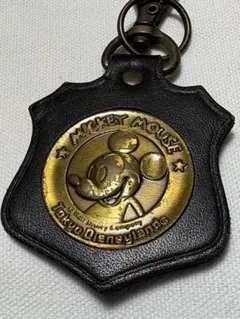 東京ディズニーランド ミッキーマウス レザーのキーホルダー　レトロ