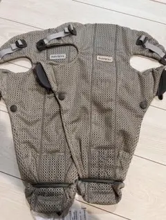 BABYBJÖRN ベビーキャリアmini ヒョウ柄 レア - メルカリ