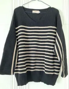 【美品】AZUL BY MOUSSY ボーダー ニット Vネック　ブラック