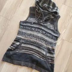 フード付きノースリーブセーター グレー系