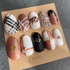 ◎即購入可 No.5【現品】ネイルチップ　バレンタインネイル　ニュアンスネイル