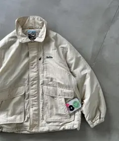 perushu ナイロンジャケット