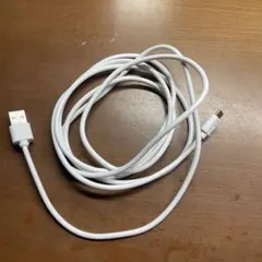 USB-A to Micro USB ケーブル ホワイト